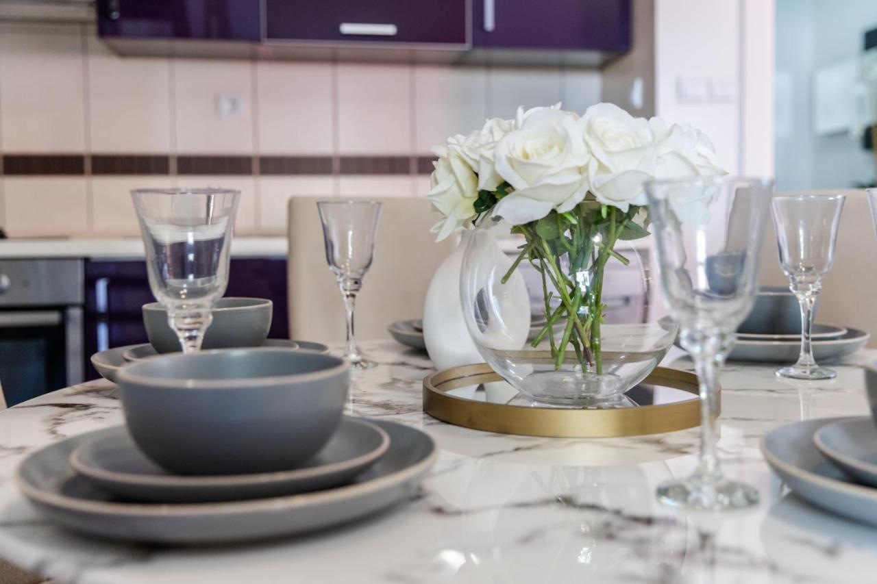 Elegance Duplexes By Monte Aria แฮร์เซ็ก-โนวี ภายนอก รูปภาพ